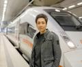 Bild: Jonny Müller-Goldenstedt/ZDF/dpa
Dunja Hayali macht sich auf die Reise mit dem ICE.