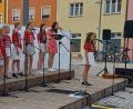 Bild: Werner Schulz
Der „Sommer machte Super-Laune“ beim Konzert des Kinderchors „Herzwärts“. Von links: Wanda Weiß, Laura Biel, Mia Oberhell, Julia Schinabeck, Magdalena Rauscher, Anna Maier, Romy Weiß, Josephine Summer und Carolina Luber, am Mikrophon Alisa Graf.