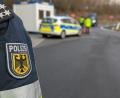 Symbolbild: Bundespolizei
Die Bundespolizei Waidhaus hat am Wochenende sieben gesuchte Straftäter festgenommen. Darunter ein Haftbefehl wegen fahrlässiger Tötung und zwei internationale Haftbefehle.