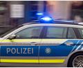 Bild: Peter Kneffel/dpa
Die Polizei bat Autofahrerinnen und Autofahrer, den Bereich zu meiden und weiträumig zu umfahren. (Symbolbild)
