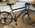 Bild: Polizeiinspektion Weiden
Die Polizeiinspektion Weiden hat zwei Mountainbikes sichergestellt – zum einen ein schwarz-rotes Mountainbike der Marke Tecnobike.