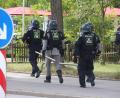 Bild: Moller-Schuh/Vifogra MEDIA/dpa
Polizisten sind in Regensburg im Einsatz.