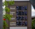 Bild: Harald Tittel/dpa
Je nach Tankstelle variieren die Spritpreise. (Archivbild)