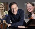 Bild: Heinrich/Eisinger/Remy-Schumacher/privat
Das Trio mit Stefanie Heinrich, Tess Remy-Schumacher und Detlev Eisinger tritt in Waldsassen auf.