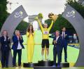Bild: Bernard Papon/Pool L’Equipe/AP/dpa
Tadej Pogacar hat zum fünften Mal die Tour de France gewonnen.