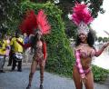 Bild: Nicole Rochelt
Die Latino-Tänzerinnen kamen mit ihren Samba-Shows zum Publikum rund um den See und waren auch optisch ein Blickfang.