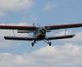 Bild: Konrad Rosner
Der Doppeldecker Antonov An-2 beim Landeanflug in Tirschenreuth.