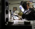 Symbolbild: Carsten Rehder/dpa
Die Oberpfälzer Metall- und Elektroindustrie ist aktuell gespalten: Während die einen Unternehmen gute Gewinne machen, stehen die anderen massiv unter Druck.