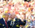 Bild: Jacquelyn Martin/AP/dpa
FIFA-Präsident Gianni Infantino pflegt ein enges Verhältnis zu Präsident Donald Trump. (Archivbild)