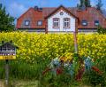 Bild: Jens Büttner/dpa
Nummer sicher: Ferienhaus an der Ostsee. (Archivbild)