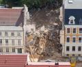 Bild: Sebastian Kahnert/dpa
Nach dem Hauseinsturz ist Haftbefehl gegen zwei Männer erlassen worden. (Archivbild)