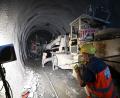 Bild: Angelika Warmuth/dpa
Vor einer Sprengung: Arbeiten für den Brennerbasistunnel (BBT). (Archivbild)