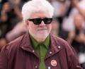 Bild: John Locher/Invision/AP/dpa
Pedro Almodóvar präsentierte „Bitteres Fest“ im Wettbewerb der Filmfestspiele in Cannes, nachdem der Film schon in Spanien gestartet war. (Archivbild)
