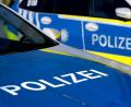 Symbolbild: Sven Hoppe/dpa
In Schwandorf wird eine 62-Jährige beim Einkaufen bestohlen. Der Dieb flüchtet, nachdem er ertappt wird. Polizei sucht Zeugen.
