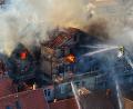 Bild: --/Fuldamedia/dpa
Das Feuer breitete sich sehr schnell aus.