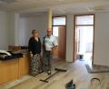 Bild: Hans Prem
Geschäftsführerin des Pfegedienst Harmonie GmbH, Ulrike Hubeny Maier, eröffnet Anfang September im Sonnenhaus den "Tagetreff Harmonie". Unterstützt wird sie dabei von Ehemann Thomas Maier.