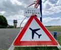 Archivbild: Gabi Schönberger
Wie geht es mit dem Weidener Flugplatz weiter? Der Stadtrat fällte dazu einige wichtige Entscheidungen. Doch es bleiben Fragen offen, etwa zur künftigen Betriebsform.