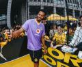 Bild: Deckers/BVB/dpa
Nationalspieler Felix Nmecha und Co. tragen in der kommenden Saison ein Ausweichtrikot in der Farbe Lila.