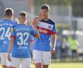 Archivbild: Frank Molter/dpa
Patrick Erras (rechts) im Holstein-Trikot: bei einem Spiel der Kieler war das schon seit einem Jahr nicht mehr der Fall.
