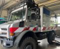 Bild: ihl
Dieser Filmunimog aus der Science-Fiction-Serie "Jurassic World" erhält in der Bongo Garage ein Upgrade. Ein Berliner nutzt ihn für Abenteuer-Touren.