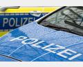 Bild: Soeren Stache/dpa
Ein 37-Jähriger hat in einer Bank in Kempten mit einem handgeschriebenen Zettel unbemerkt die Polizei alarmieren lassen. (Symbolbild)