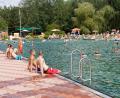 Archivbild: Bernhard Kreuzer
Das Naturerlebnisbad in Immenreuth öffnet am Freitag wieder, nachdem ein technischer Defekt behoben wurde.