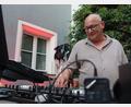 Archivbild: Helmut Kunz
Noch im Juni trat Joachim Schwarz als „DJ Easy“ beim Straßenfest in der Fleischgasse in Weiden auf.