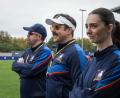 Bild: -/Apple TV/dpa
Brendan Hunt, Jason Sudeikis und Tanya Reynolds in einer Szene der Serie „Ted Lasso“ - die 4. Staffel kommt jetzt bei Apple TV (ab 5. August).