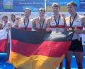 Bild: Antonio Calanni/AP/dpa
Der deutsche Doppel-Vierer jubelt über Gold.