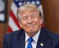 Bild: Jacquelyn Martin/AP/dpa
Noch mehr Amerikaner sollen neue Pässe mit Donald Trumps Abbild bekommen.
