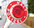 Symbolbild: Petra Hartl
Die Polizei hat bei Steinberg am See ein Auto kontrolliert, in dem ein 13-Jähriger am Steuer gesessen haben soll.