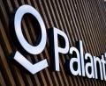 Bild: Gian Ehrenzeller/KEYSTONE/dpa
Palantir ist auf die Auswertung großer Datenmengen spezialisiert. (Archivbild)