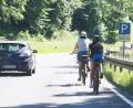Archivbild: Gabi Schönberger
Viele Radfahrer wünschen sich einen Radweg entlang der Staatsstraße 2166 zwischen Weiden und Albersrieth.
