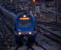 Bild: Peter Kneffel/dpa
Die BRB ist von Bauarbeiten am Bahnnetz betroffen. (Archivbild)