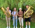Bild: Heidi Kurz
Von links. Manuela, Miriam, Bettina und Stefan vom Königsteiner Posaunenchor beteiligen sich am Weltrekordversuch in Nürnberg