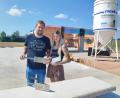 Bild: luk
Im Nebengewerbe sind Sebastian und Julia Graf bereits seit längerem im Bereich Fahrzeugtechnik tätig. Mit der Konstruktion, Fertigung und dem Vertrieb von mechanischen Fällkeilen (Bild) wollen sie am künftigen neuen Firmenstandort ihr zweites Standbein weiter ausbauen.