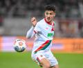 Bild: Harry Langer/dpa
Dimitrios Giannoulis vom FC Augsburg zieht es zurück in seine Heimat Griechenland. (Archivbild)