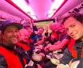 Bild: Manuel Ries
Die Lage war ernst und doch gab es Momente des Glücks und der Freude. Manueal Ries (links) im Einsatz mit seinen Kameraden von der Feuerwehr Freudenberg-Wutschdorf.