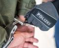 Symbolbild: Bundespolizei
Bei Grenzkontrollen an er A6 haben Beamte der Bundespolizeiinspektion Waidhaus am Dienstag (4. August) einen per Haftbefehl gesuchten Mann festgenommen.
