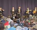 Bild: ckl
Passend zum hochsommerlichen Wetter brachten die fünf Musiker von "Mariachi Universal" mexikanische Klänge nach Kemnath.