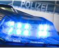 Bild: Friso Gentsch/dpa
Ohne Führerschein und unter Drogen: Ein 24-Jähriger fährt in Hanau vor einer Kontrolle davon und verunglückt. (Symbolbild)