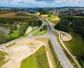 Bild: Wolfgang Erhart
Die neue Ortsumgehung Waldershof ist für den Verkehr freigegeben.