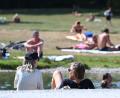 Bild: Florian Diettrich/dpa
Sommerliches Wetter bleibt den Bayern erhalten. (Archivbild)