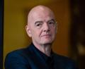 Bild: Sven Hoppe/dpa
Gianni Infantino steht in der Dauerkritik. (Archivbild)