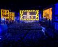Bild: Jean-Christophe Bott/KEYSTONE/dpa
Im Freiluftkino des Filmfestivals von Locarno finden bis zu 9.000 Zuschauerinnen und Zuschauer Platz.