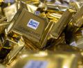 Bild: Daniel Maurer
Ritter Sport Mini-Tafeln der Sorte „Goldschatz“ des Herstellers Ritter Sport. Foto: Daniel Maurer/dpa