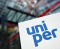 Bild: Federico Gambarini/dpa
Nach RWE will jetzt auch Uniper an Kraftwerksstandorten Rechenzentren ansiedeln und damit Geld verdienen. (Symbolbild)