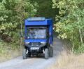 Bild: upl
Das Geländefahrzeug des Technischen Hilfswerks kommt gerade aus dem Wald zurück.