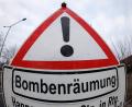 Bild: Friso Gentsch/dpa
Wegen einer Bombenentschärfung wird am Dienstagabend auch vorübergehend die Bahnlinie zwischen Augsburg und Ulm gesperrt. (Symbolbild)