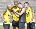 Bild: Hubert Ziegler
Der FC Amberg hat seine beiden Spielertrainer Friedrich Lieder (von links) und Mario Zitzmann entlassen.
